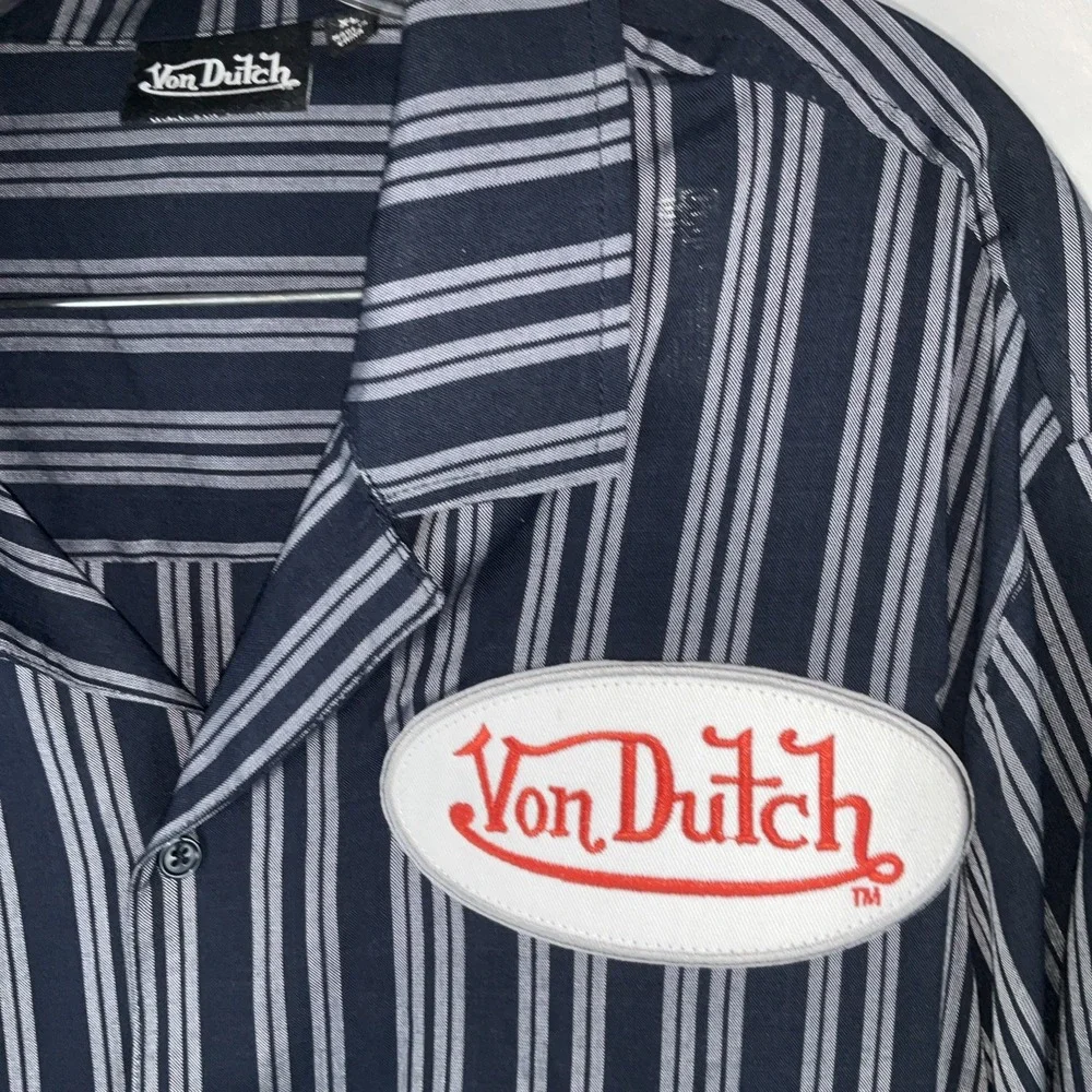Von Dutch Men's Striped Button Up Shirt‎ Blue Gray Logo Patch Y2K Style Casual